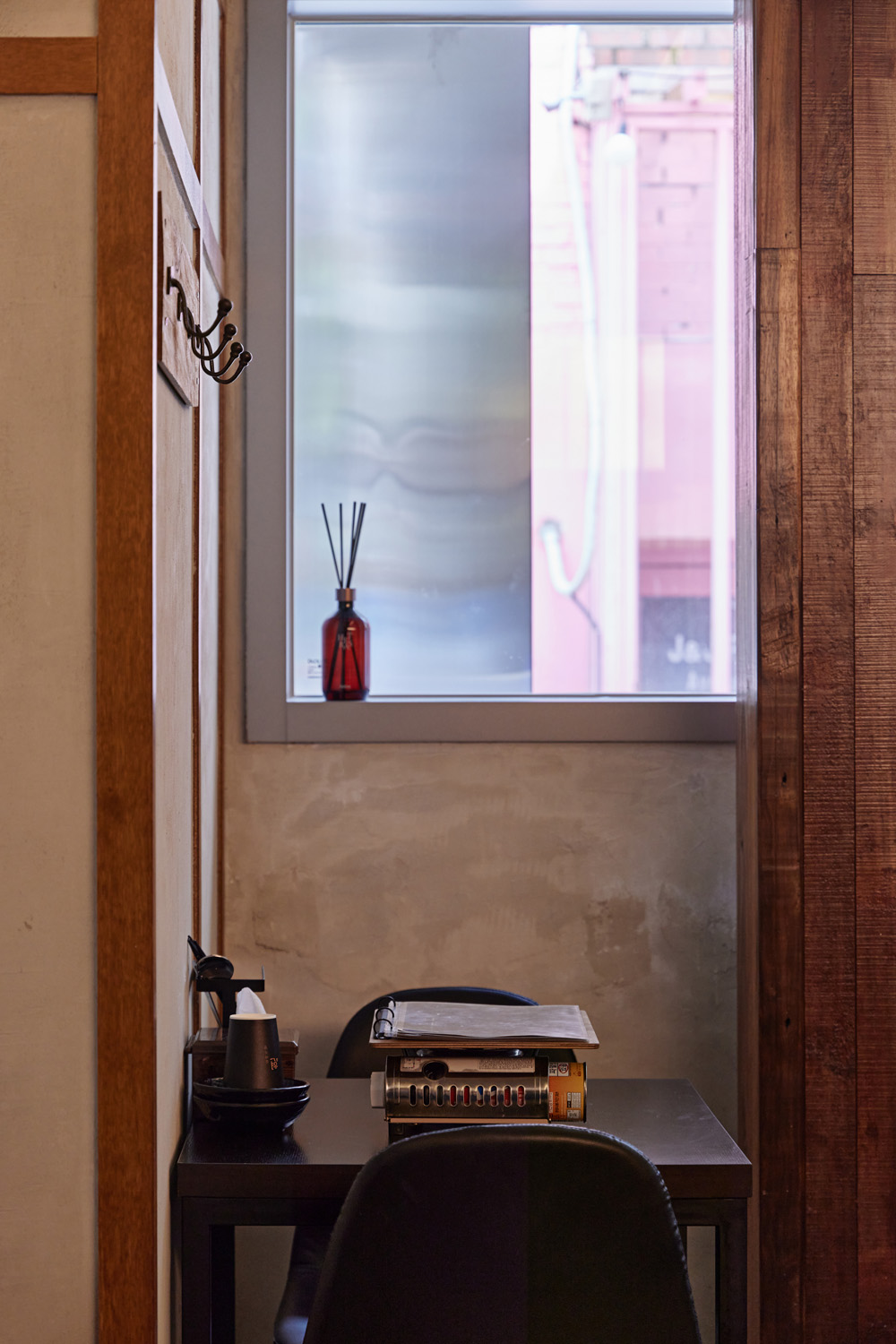 现代简约餐厅设计，打造温馨舒适就餐环境-11