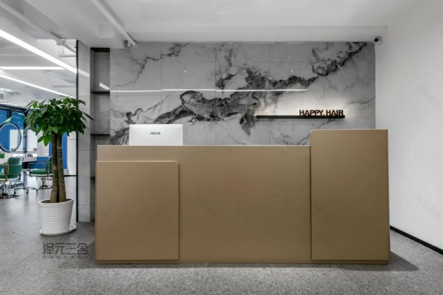 《快乐秀发》个性鲜明,绿色与蓝色交织的未来感空间-49