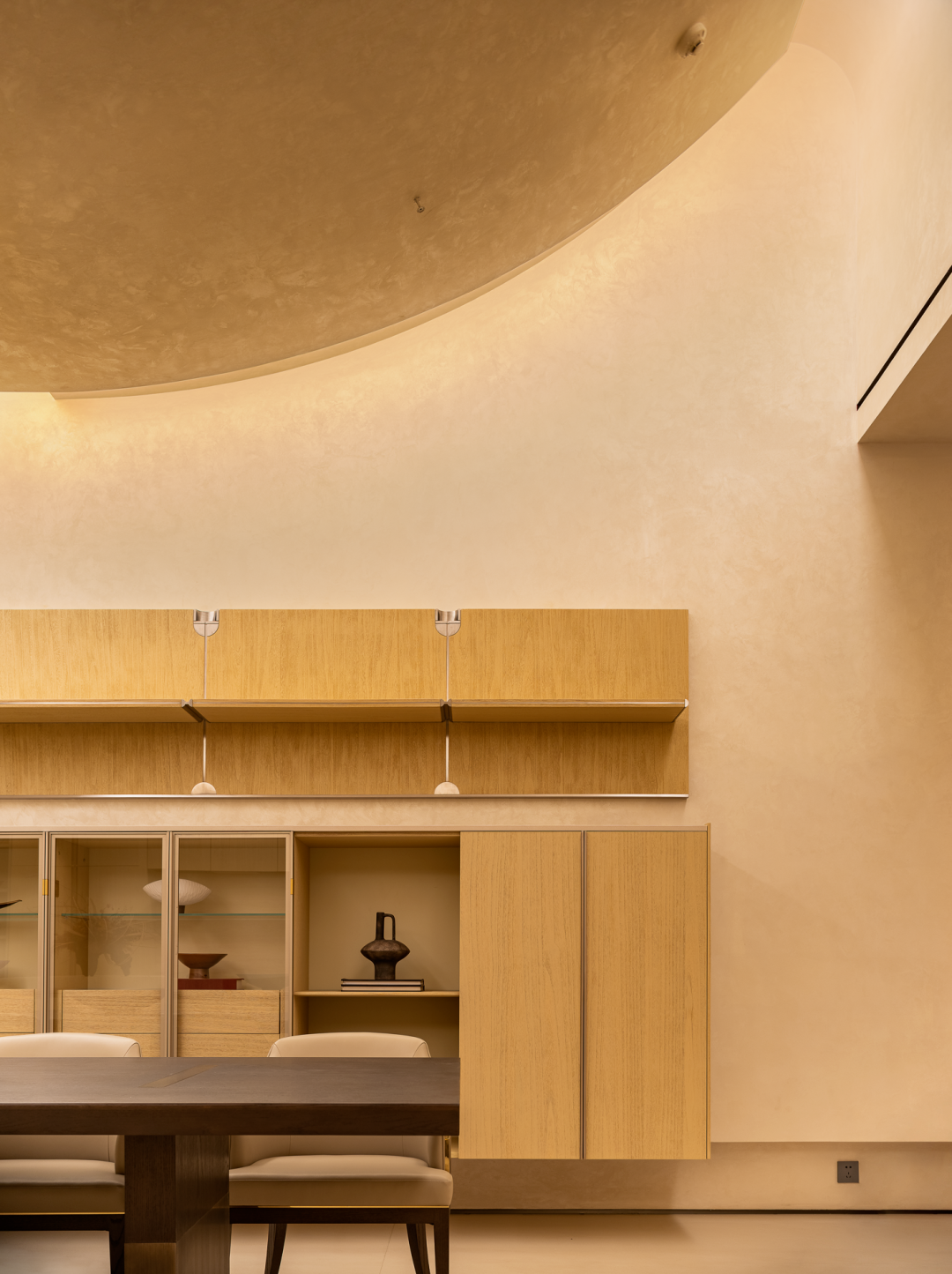 加拿大HV小管高压变频空气系统高迪家俱体验馆丨中国深圳丨迪笙设计-25