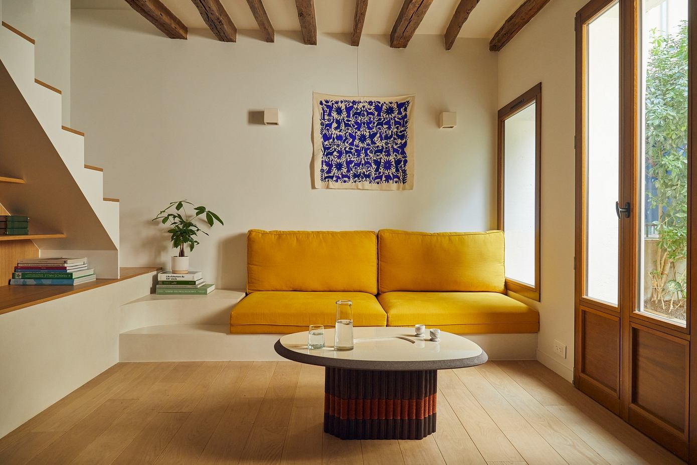 植物馆；植物园；植物之家（根据常见与合理语境，植物馆相对更符合场景需求，但因未明确具体语境，若此处为商业品牌名等，建议询问更多信息以精准判断）

注：若需更精准的唯一翻译，烦请提供该内容出现的具体语境，比如是在旅游介绍、商业宣传、小说等中的信息 丨法国巴黎丨Sophia Charles Architecte-1