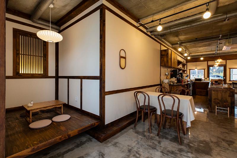 16 平米小空间，打造复古温馨咖啡馆-14