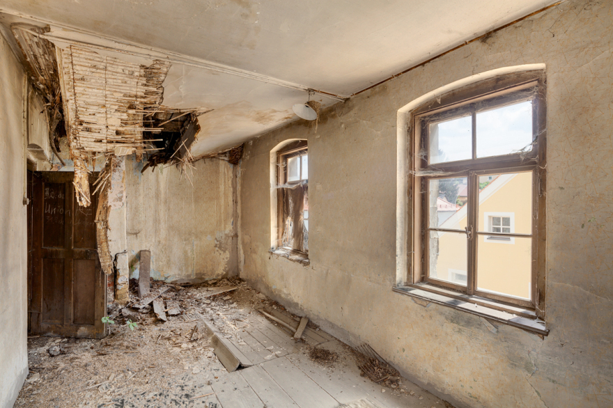 废弃酒厂重生,酒店设计演绎复古工业风-22