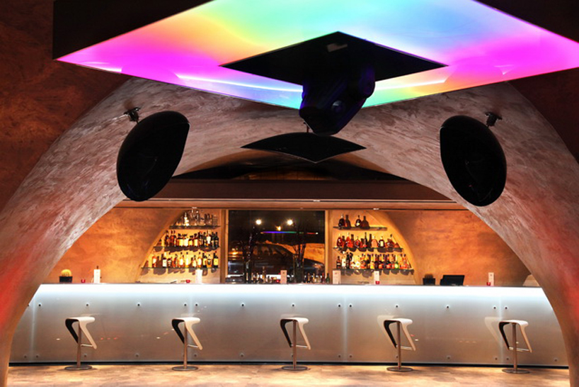 圣彼得堡学院地下酒吧餐厅设计-22