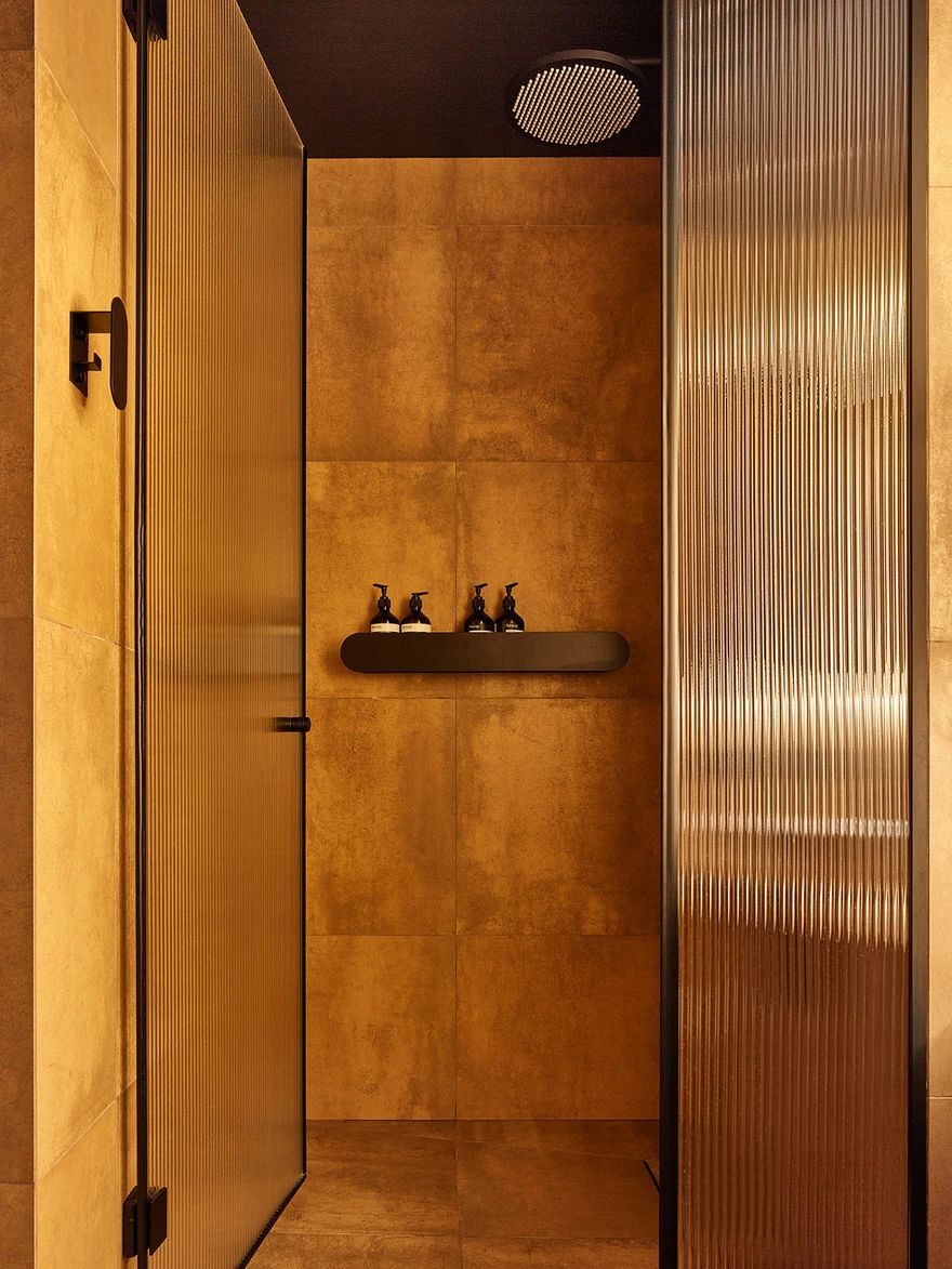 女孩的家丨Andrey Agamirov-21