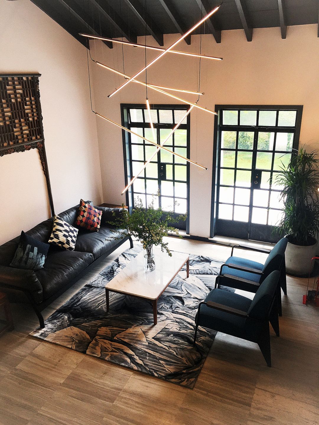 破旧的百年洋房，还可以改造成这样的低调豪宅？-38