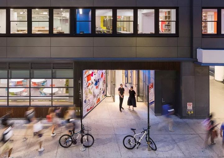 曼哈顿“蓝校”打造多彩学习空间-5