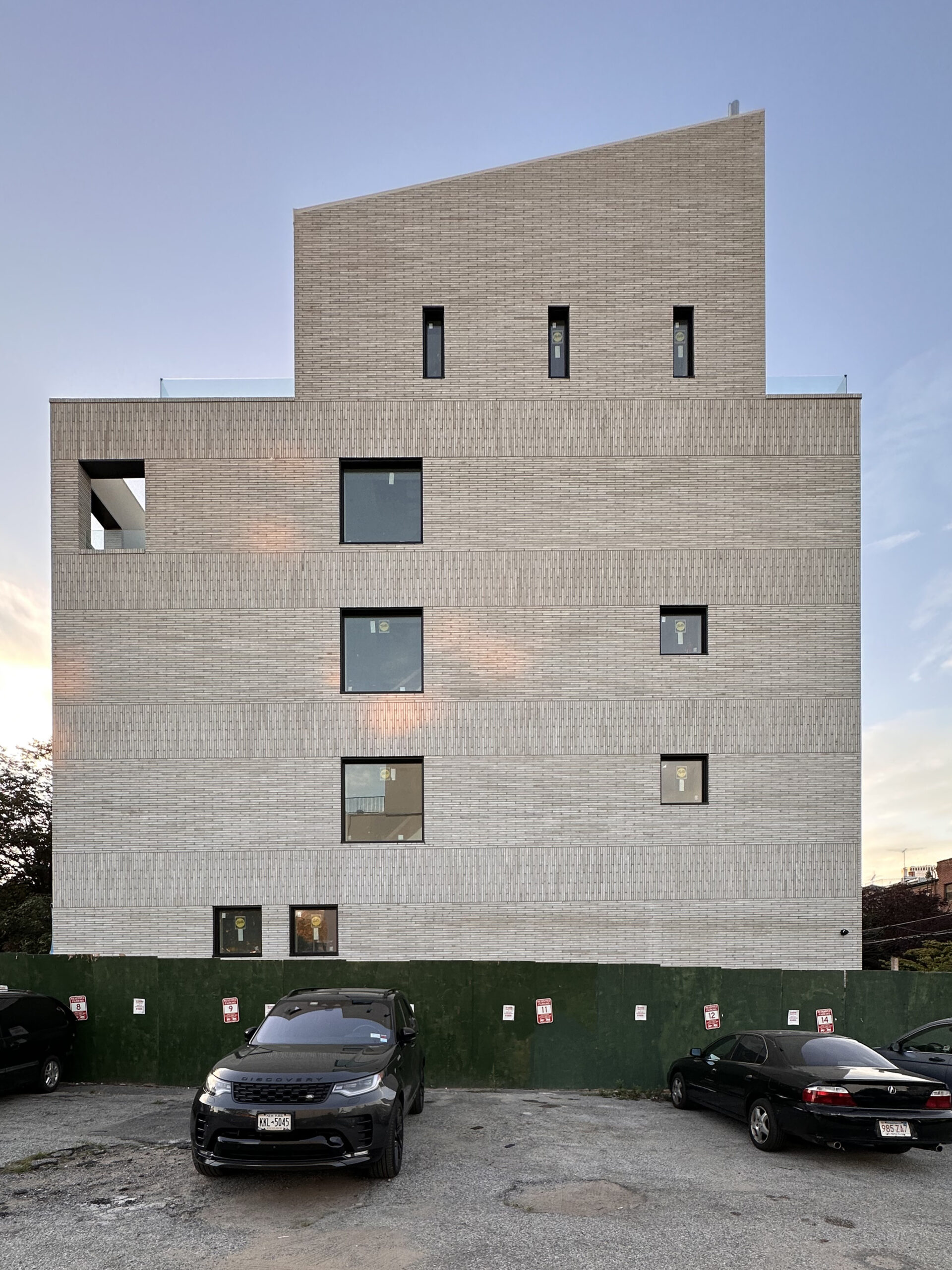 647 Baltic Street Nears Completion in Park Slope, Brooklyn - New York YIMBY-5
