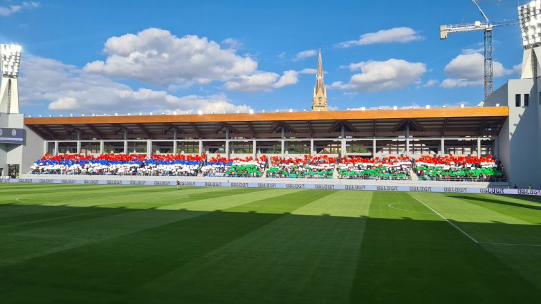 中央体育场 FK TSC-21