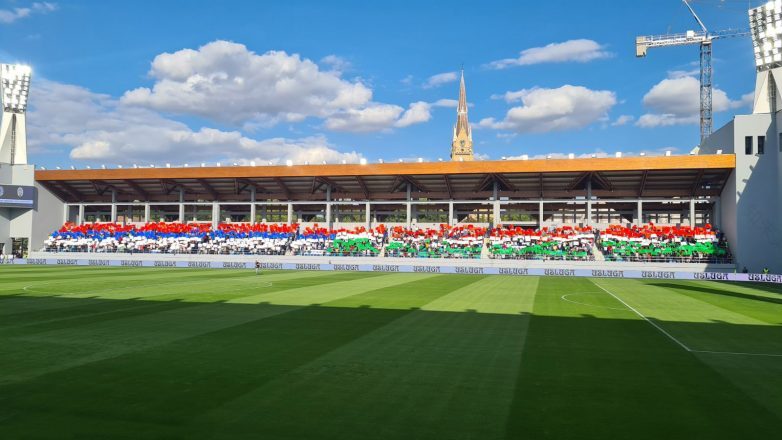 中央体育场 FK TSC-21