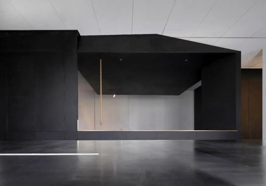 “黑亭”的无用之美,巧妙划分空间打造多功能办公环境-25