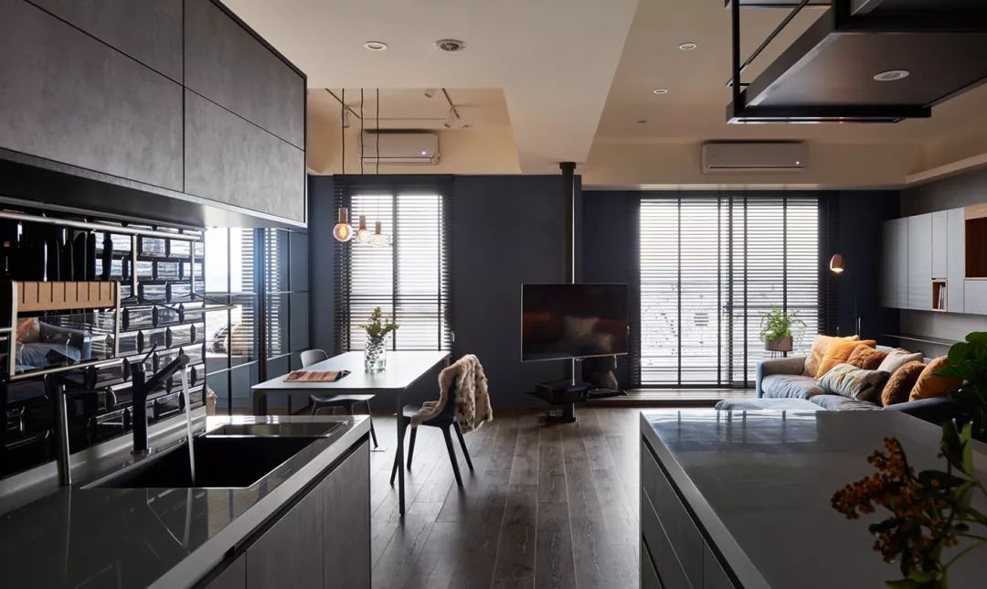 台式工业风，打造家的“高级感”-9