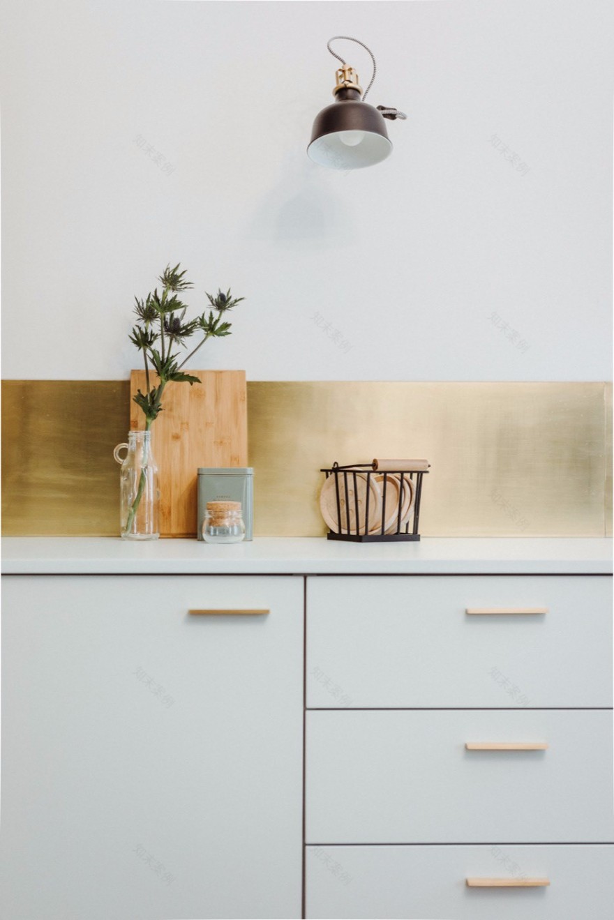 波兹南旧宅变身高质感民宿,历史韵味与现代设计完美融合-13