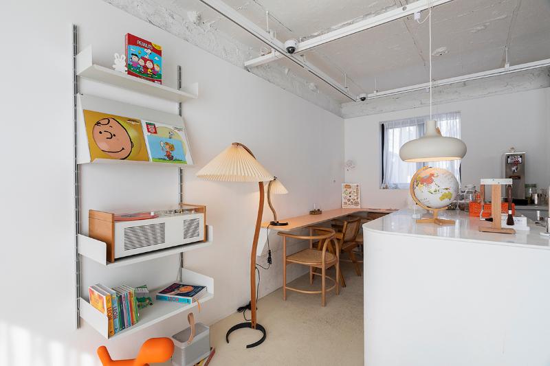二十平米温馨小白屋，打造轻松愉悦的亲子空间-15