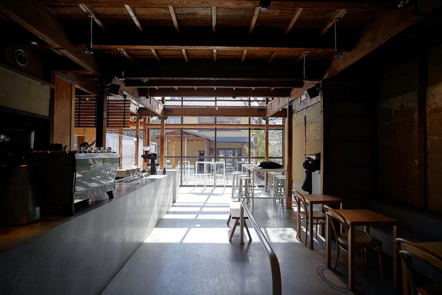 ブルーボトルコーヒー京都カフェ(蓝瓶子咖啡京都咖啡馆)丨日本京都丨長坂常・スキーマ建築計画(长坂常·架构建筑计划)-23