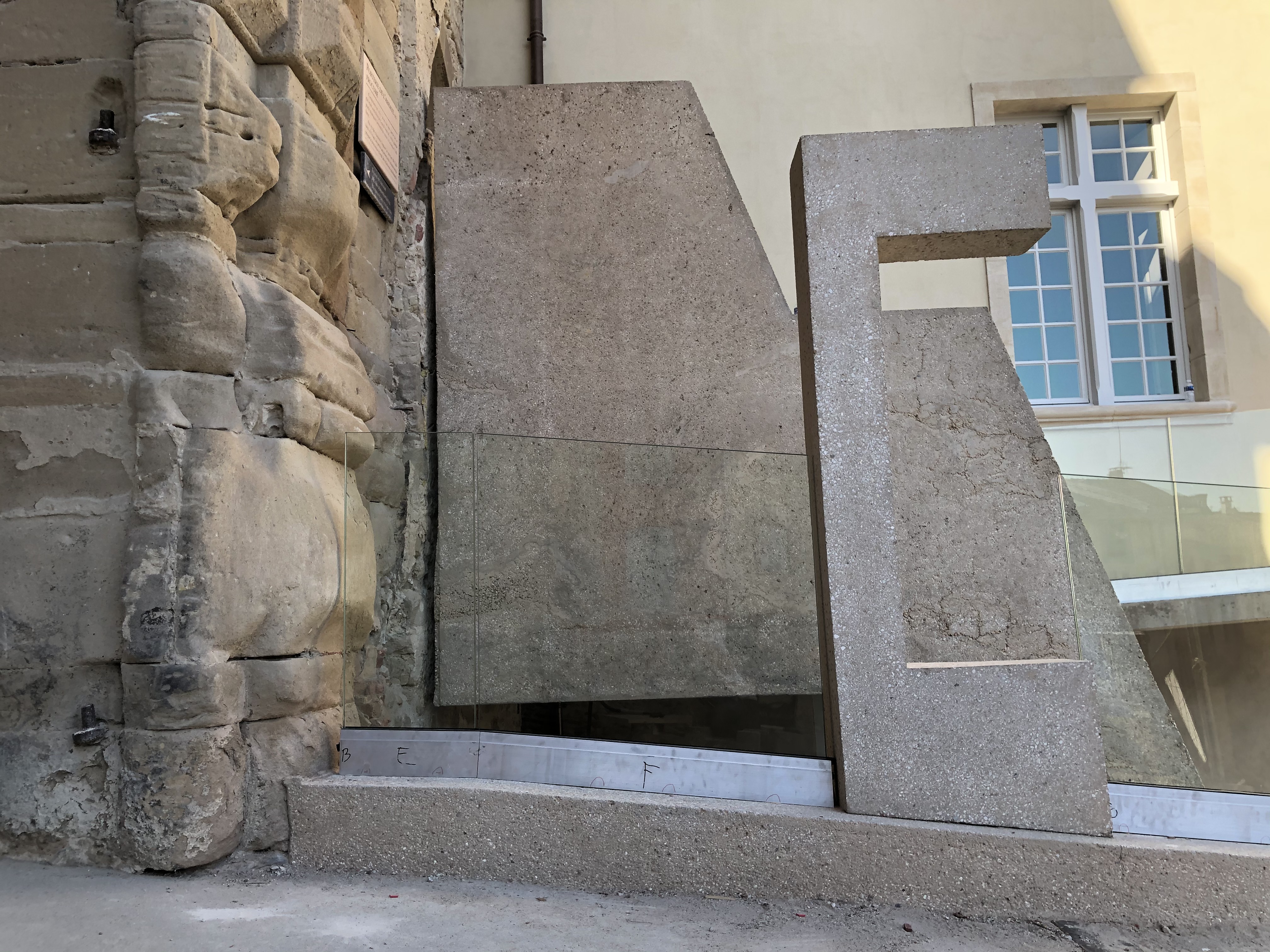 Mairie de Saint Antoine l'Abbaye - Signalétique - vol.1-8