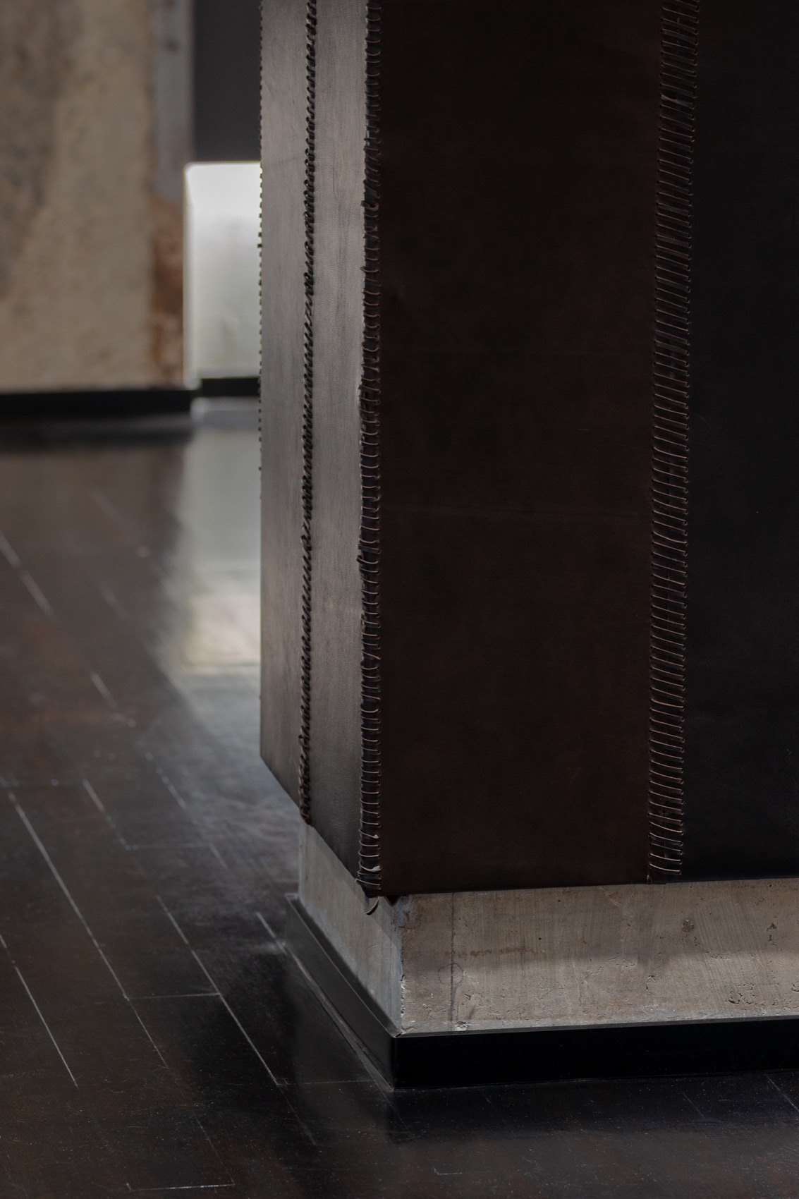 上海 The last Redemption 服装店丨中国上海丨直距设计-40