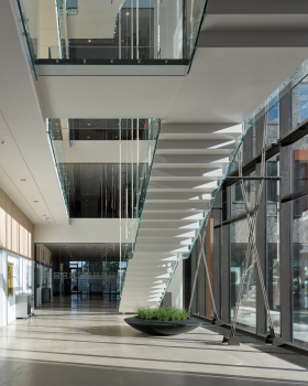 Anastasiya Gushchina丨银行丨Bankdata // Årstiderne Arkitekter