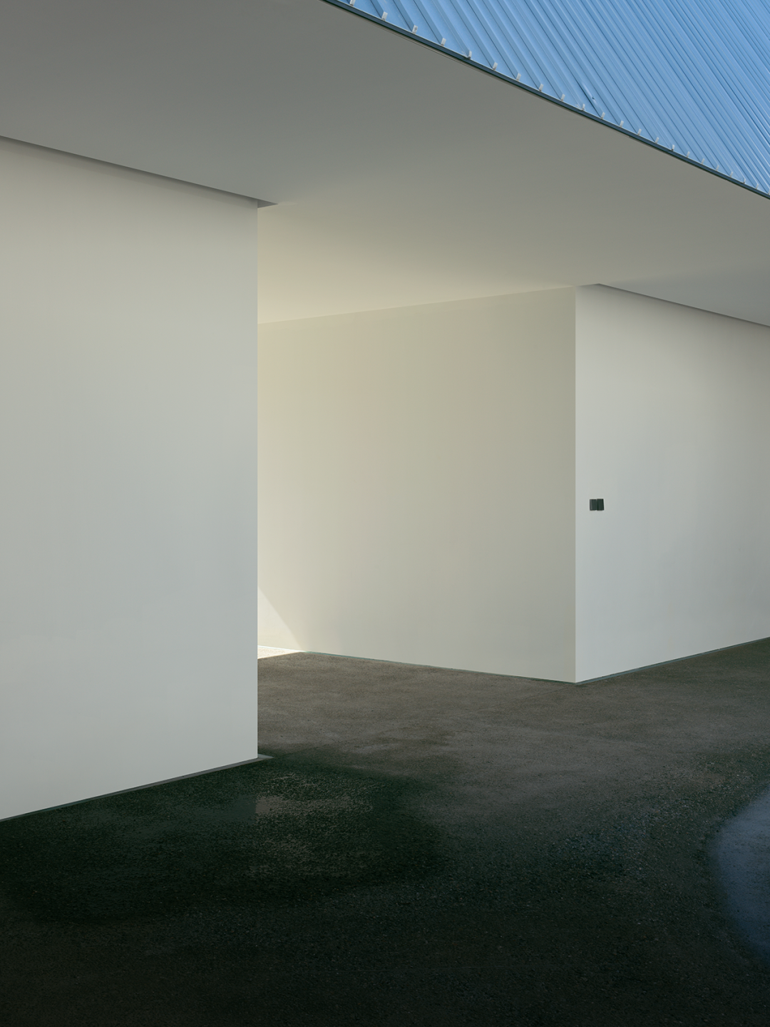 一个白色的小建筑丨Y.Studio,Ren jie-34