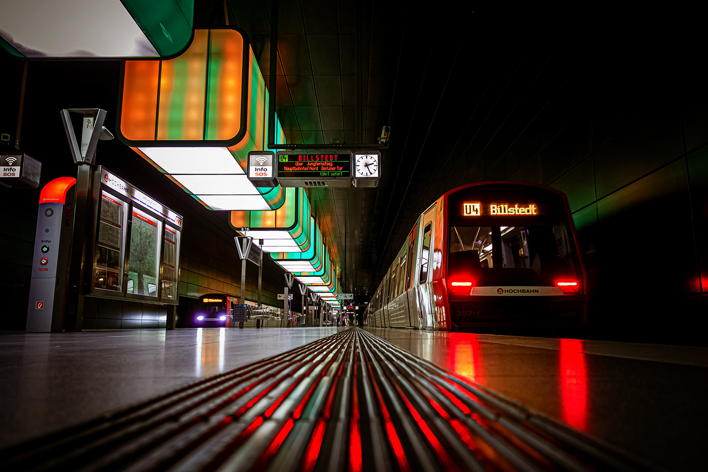 Hamburg U-Bahn Hafencity Universität-6