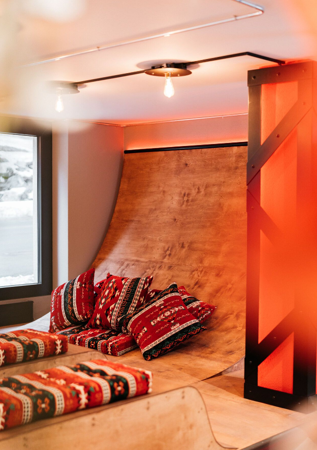 ALAIA LODGE 酒店大堂设计丨瑞士-4