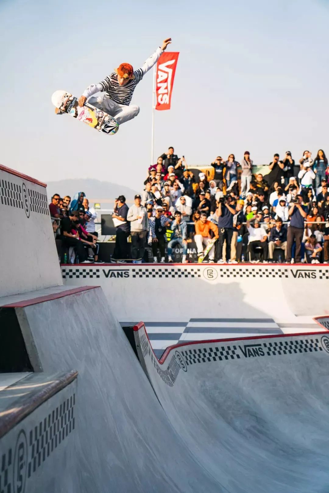 Vans 上海 K11 展 | “魔都祥龙”滑板道惊艳亮相-35