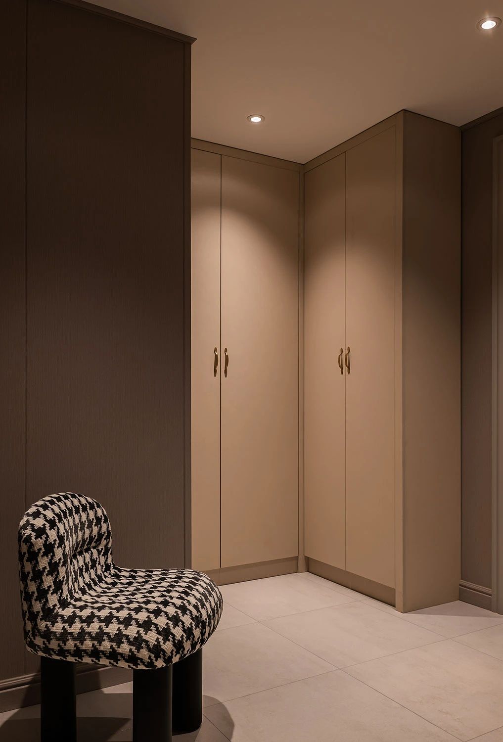 陈尹周室内设计丨680m²别墅设计，魔幻迪厅的雅致蜕变秀  陈尹周「星作」-43