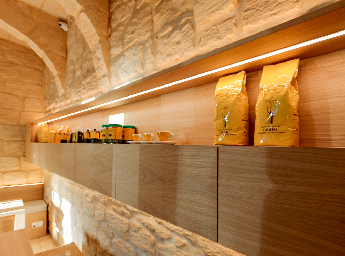 温馨 BERTA · 简约风咖啡馆的和谐魅力-22