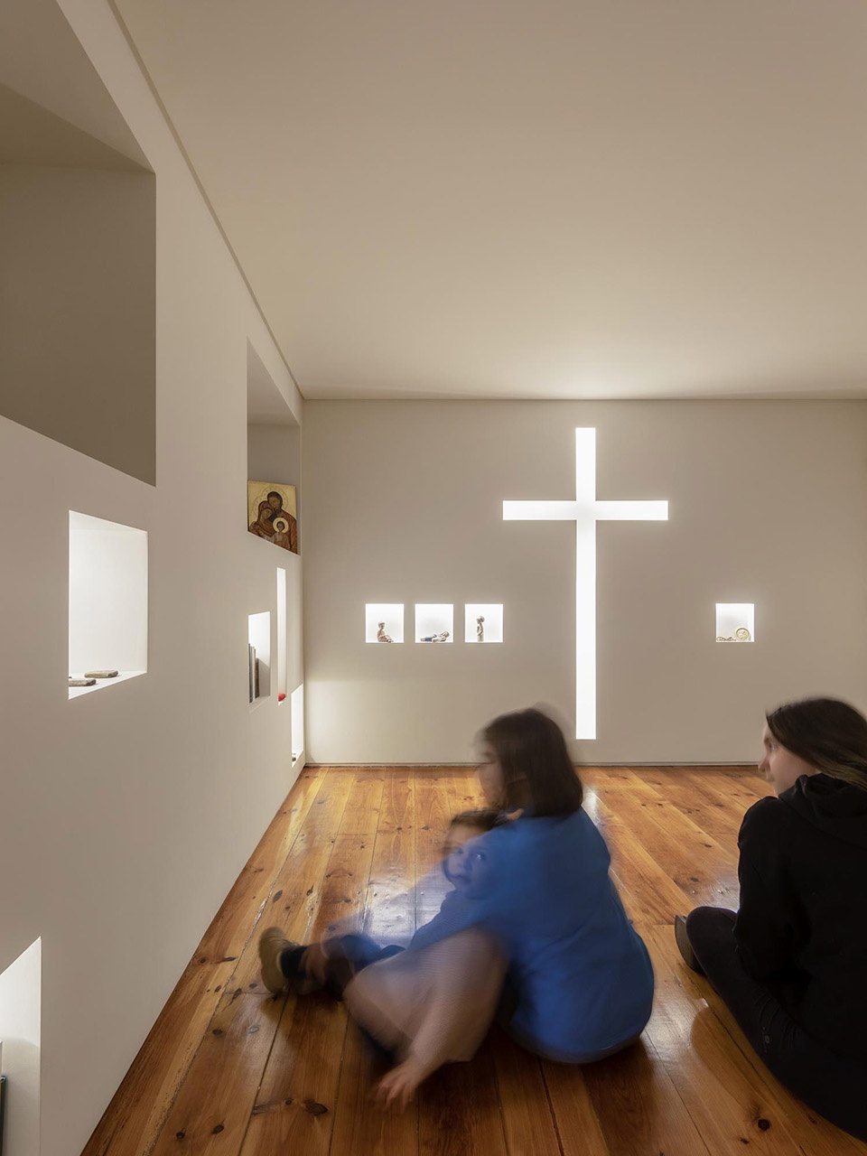 数字三的祈祷空间——葡萄牙 Setúbal 小教堂-18