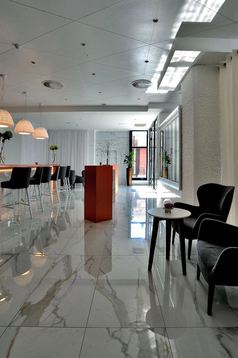 斯洛文尼亚阳光海岸优雅餐厅设计-15