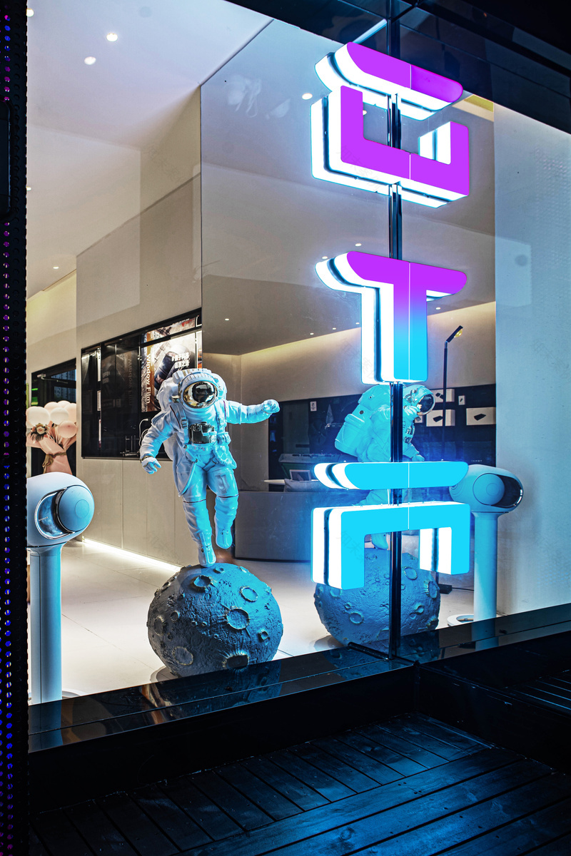 华中首家特斯拉 OTA 拓速升级店-26