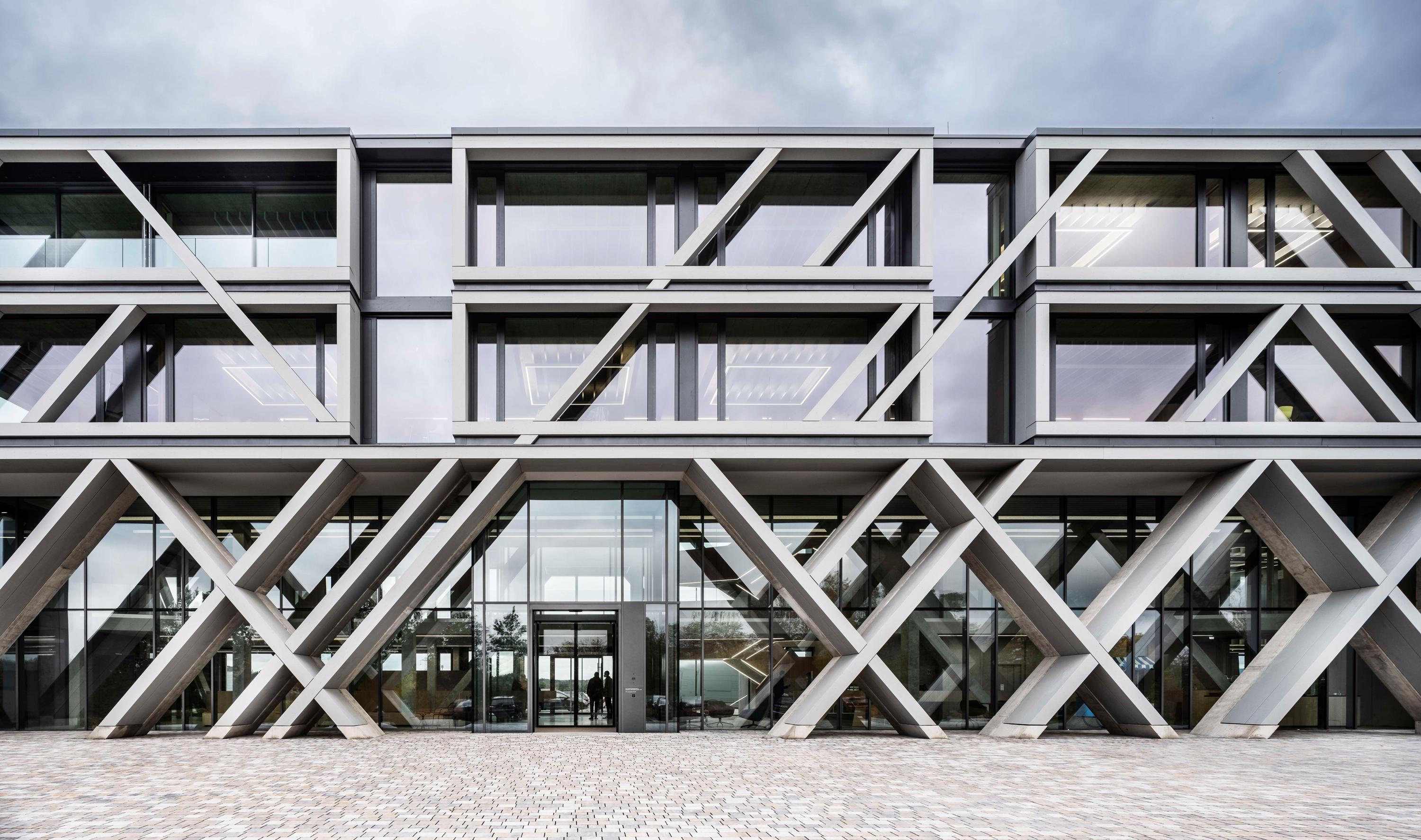 德国 IGZ 园区简约现代办公楼丨柏林 J. Mayer H. und Partner-0