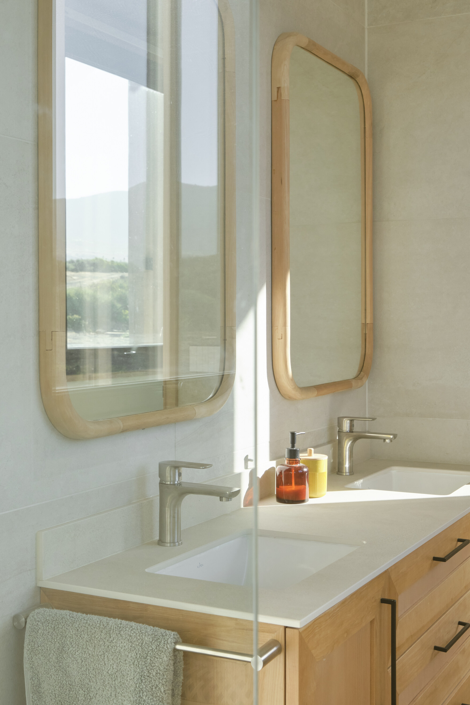 House EP / LOTE STUDIO + Ignacio Ferreira-64