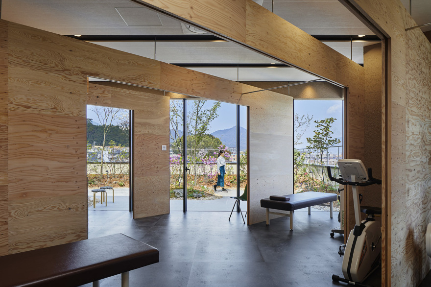 日本 SASAKI 脊柱诊所丨UID – Keisuke Maeda-11