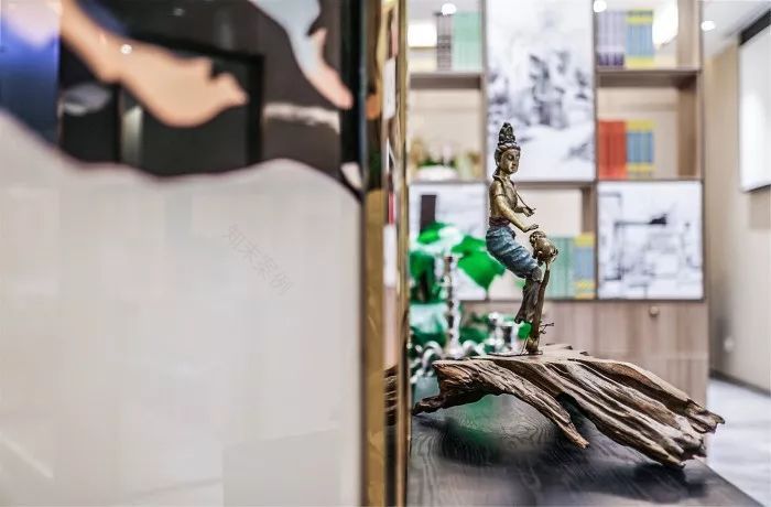 重庆兄弟装饰茶园红星店,现代轻奢风格的空间艺术-4