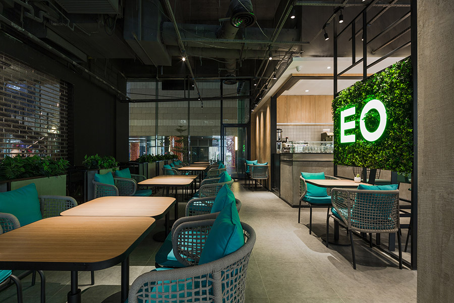 EO 蔬果料理华强北店 | 绿色健康餐饮空间设计-16