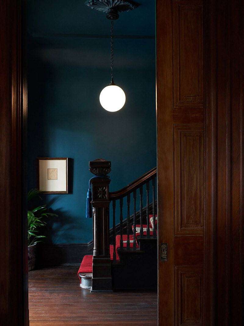 新奥尔良历史建筑中的南维克多利亚风格酒店设计-3