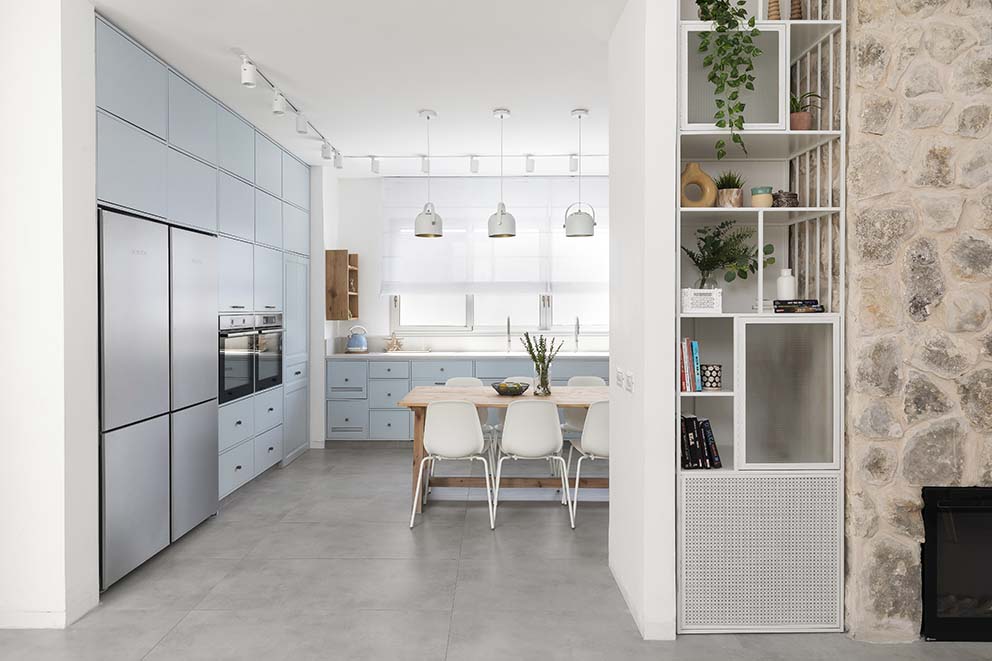 霍迪娅和乌齐亚在阿什凯隆的家丨以色列丨希拉利·戈德斯坦-11