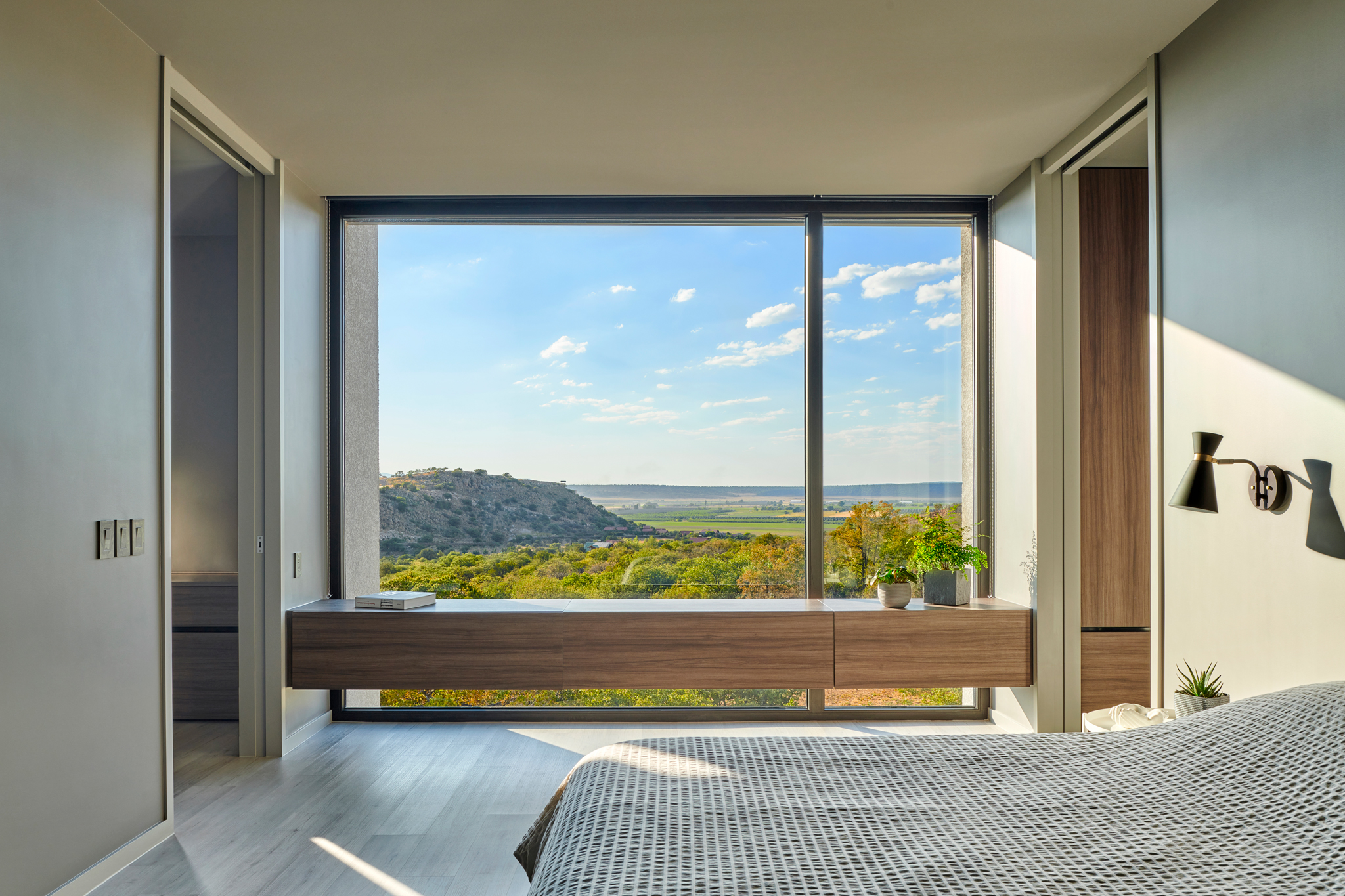 EF Residence | Urban Operations-20