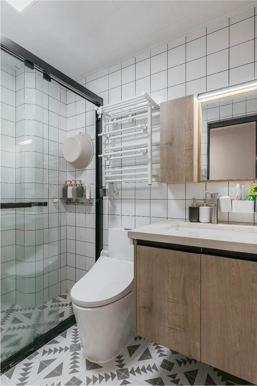 78 平米北欧风之家 | 墨绿背景墙的稳重与雅致-49