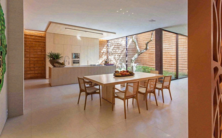 Palm Desert Dubai Villa, Dubai - Villa Interior Design on Love That Design-12