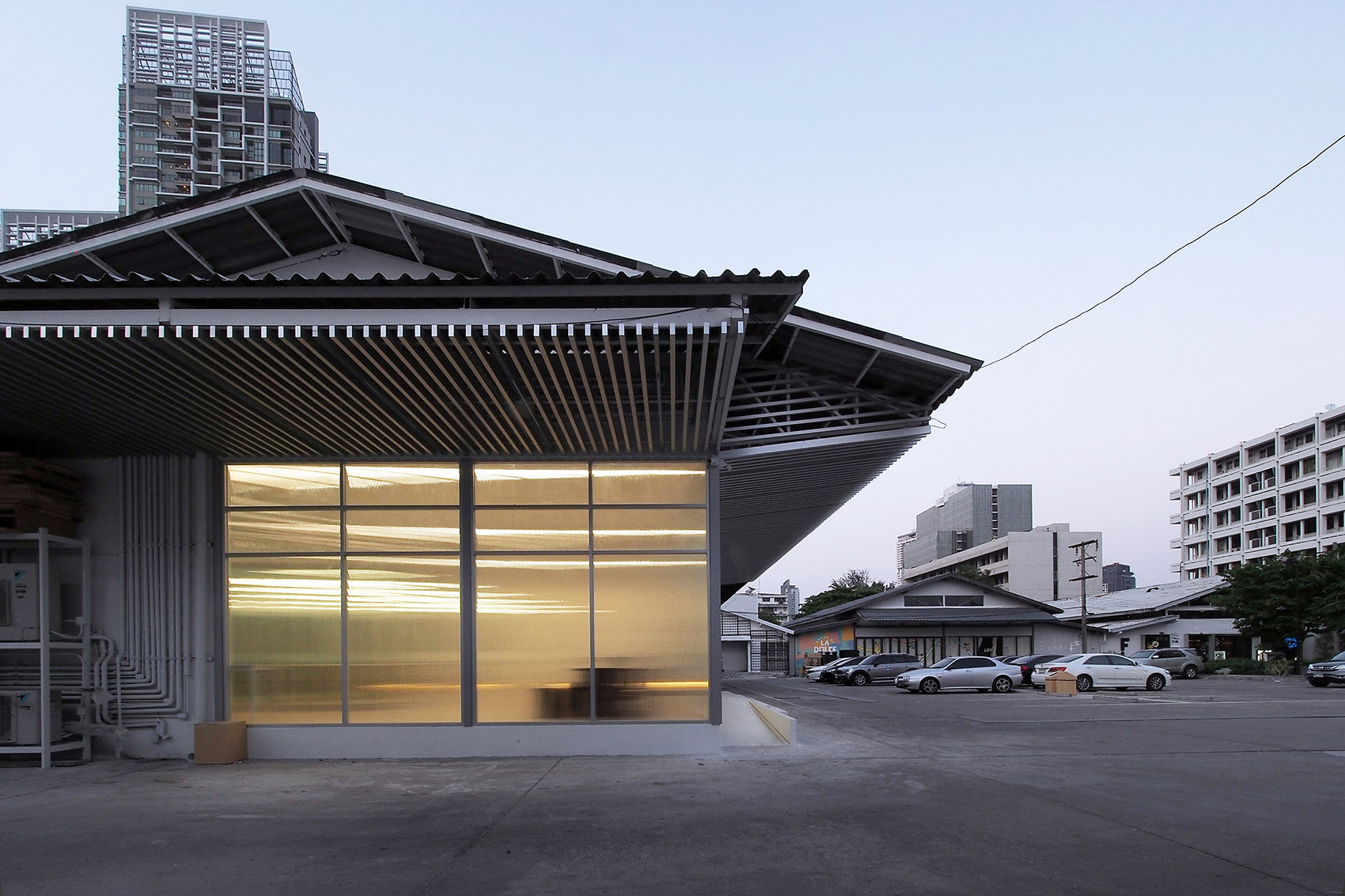 1.6办公空间，曼谷 / ASWA-57