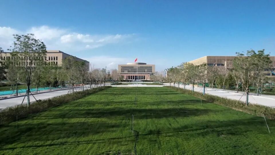 大学校园规划建筑设计：西宁 · 青海理工学院丨中国西宁丨清华大学建筑设计研究院有限公司（THAD）-12