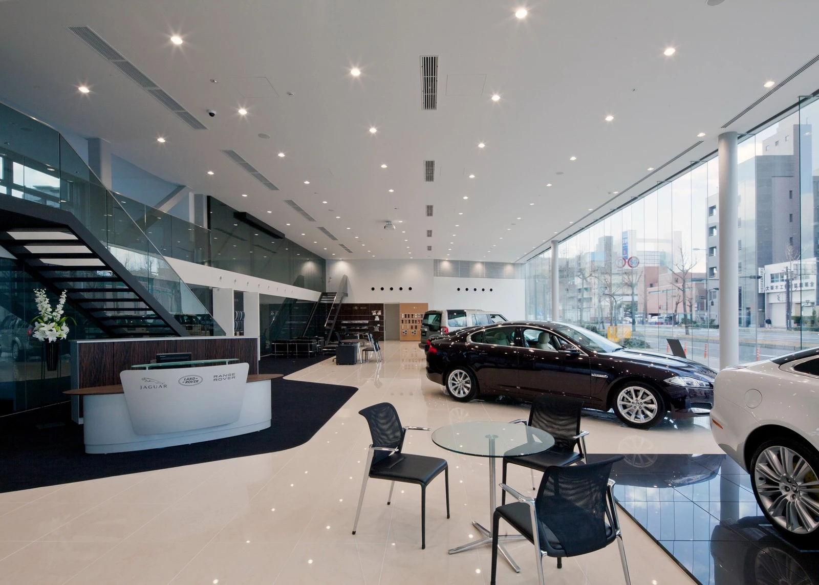 大阪透明汽车展厅-19