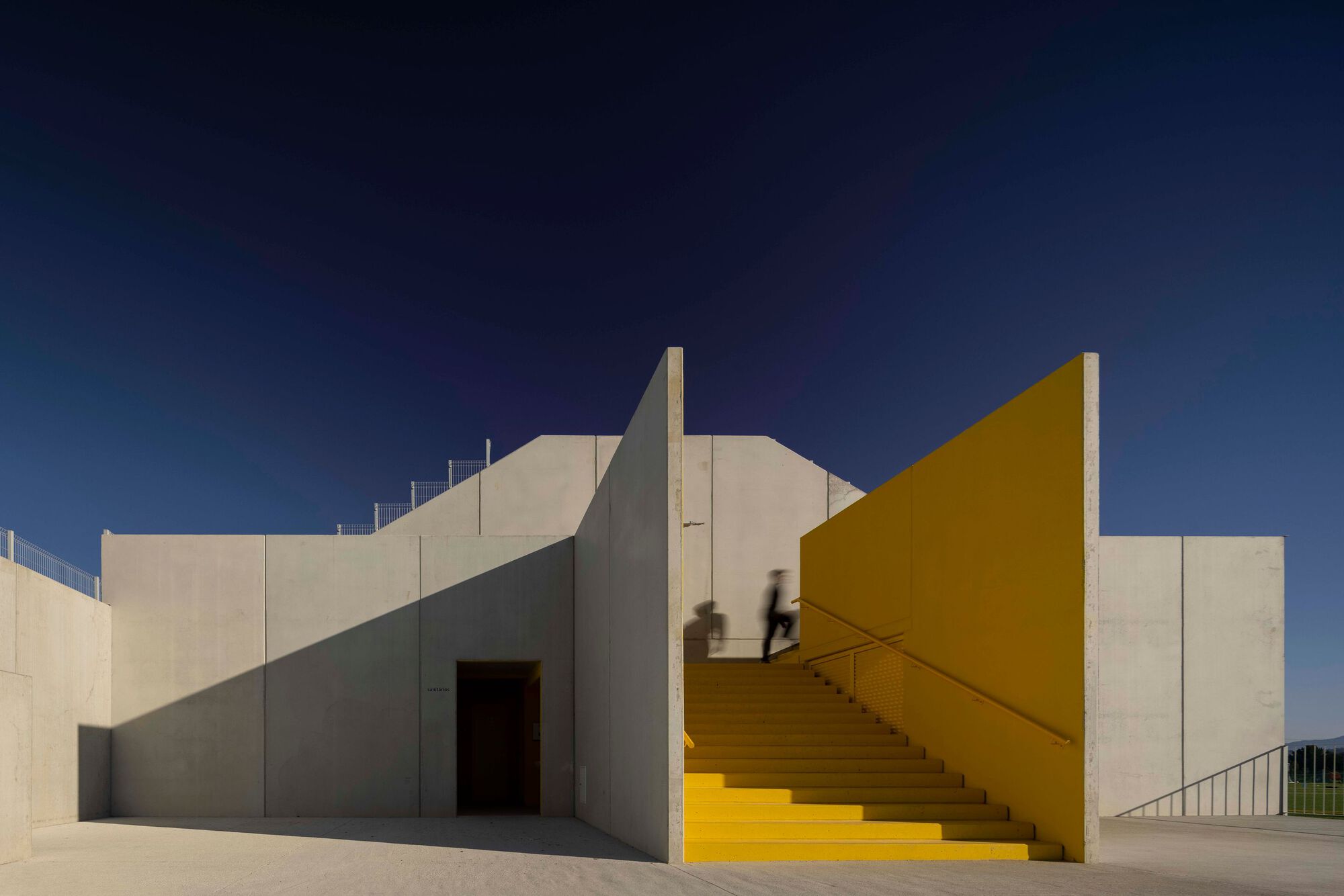 Aveiro 市体育场看台大楼训练综合体丨葡萄牙丨SUMMARY-38