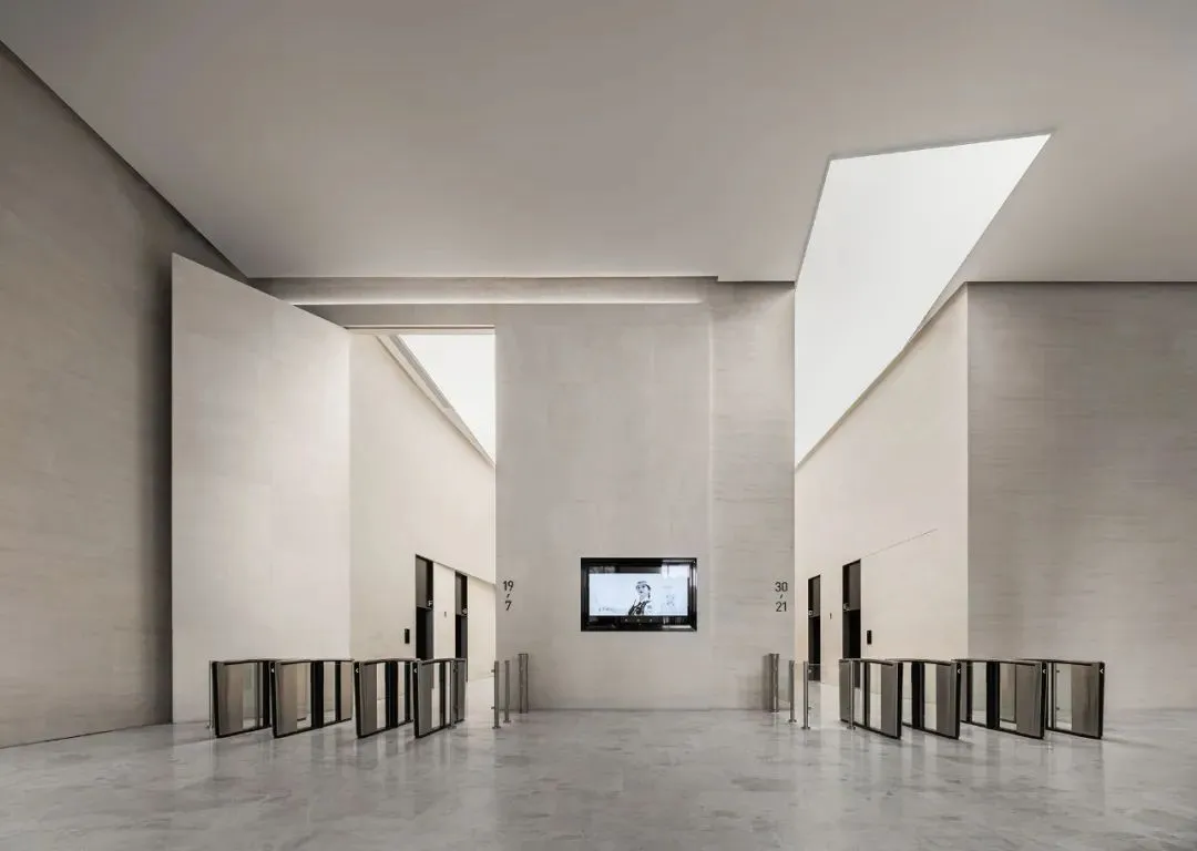 头部企业总部大楼丨中国天津丨YuQiang  Partners 于强室内建筑师事务所-17