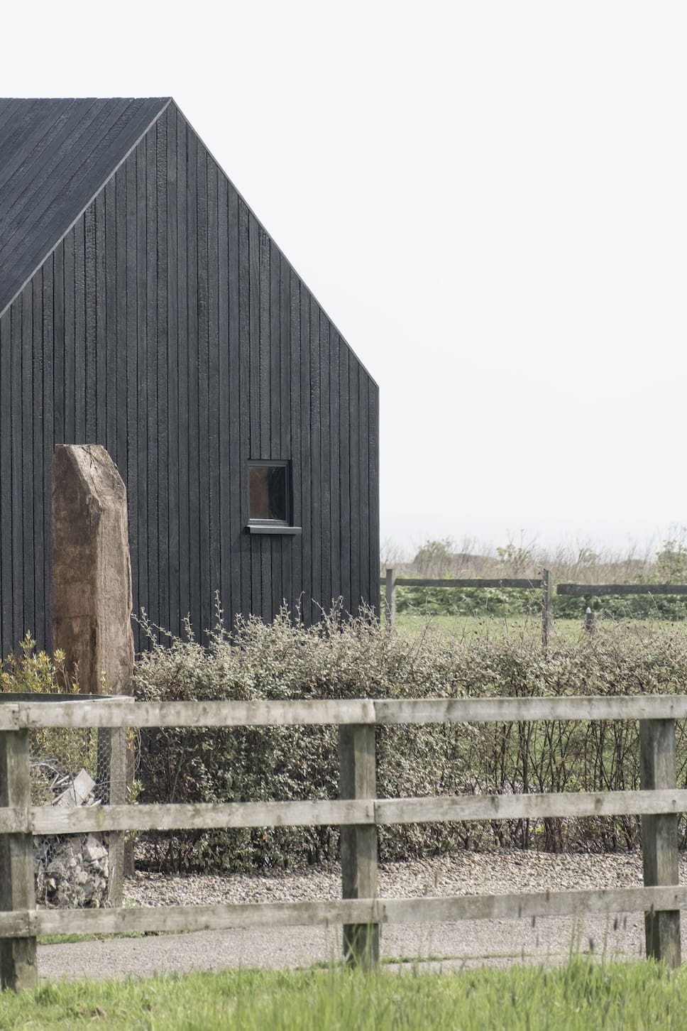 Inclume Architects设计的独立式扩建建筑丨英国英格兰-18