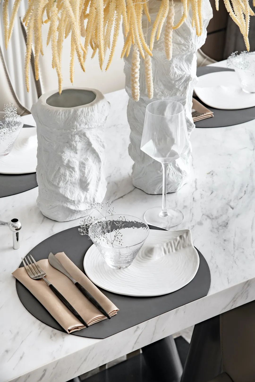 经典蓝的永恒魅力，打造现代生活空间-27