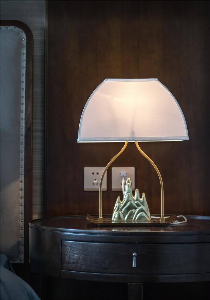 欧式奢华公寓，色彩搭配展现多元风格-59