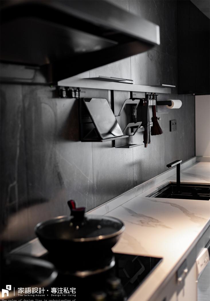 家庭电影院与音乐交流区的完美结合丨中国广州丨广州家语设计-25