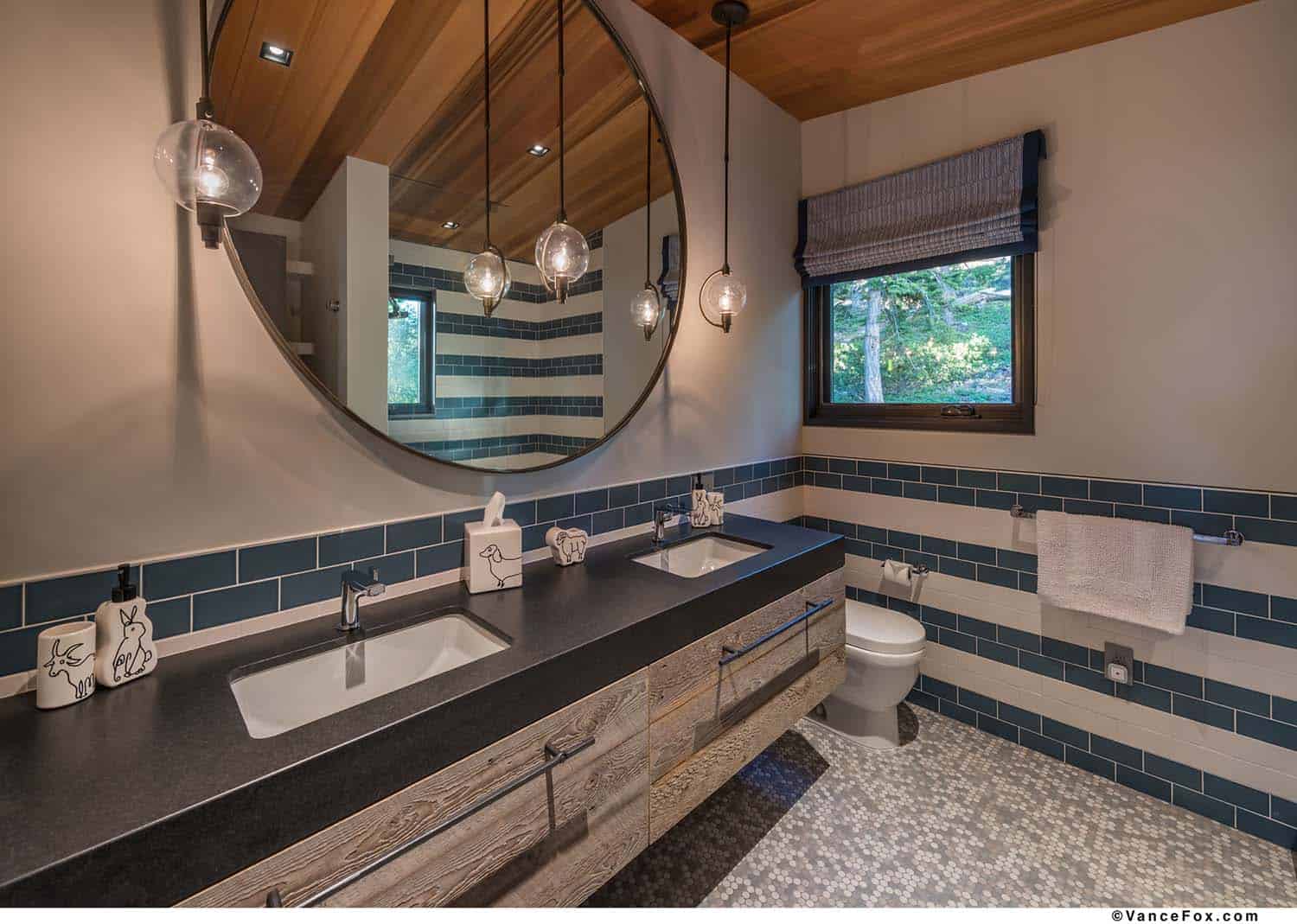 Northern California mountain retreat displays impressive design details-27